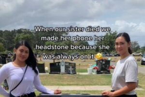 Família de jovem que morreu aos 15 anos decidiu criar uma lápide em forma de celular para a menina