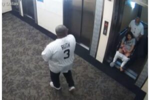 As imagens registraram o antes e depois do parto da mulher