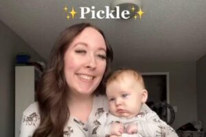 Mãe dá o nome “picles” para a filha e viraliza no TikTok