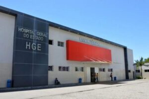 A criança foi jogada do 4 andar de um prédio pela madrasta