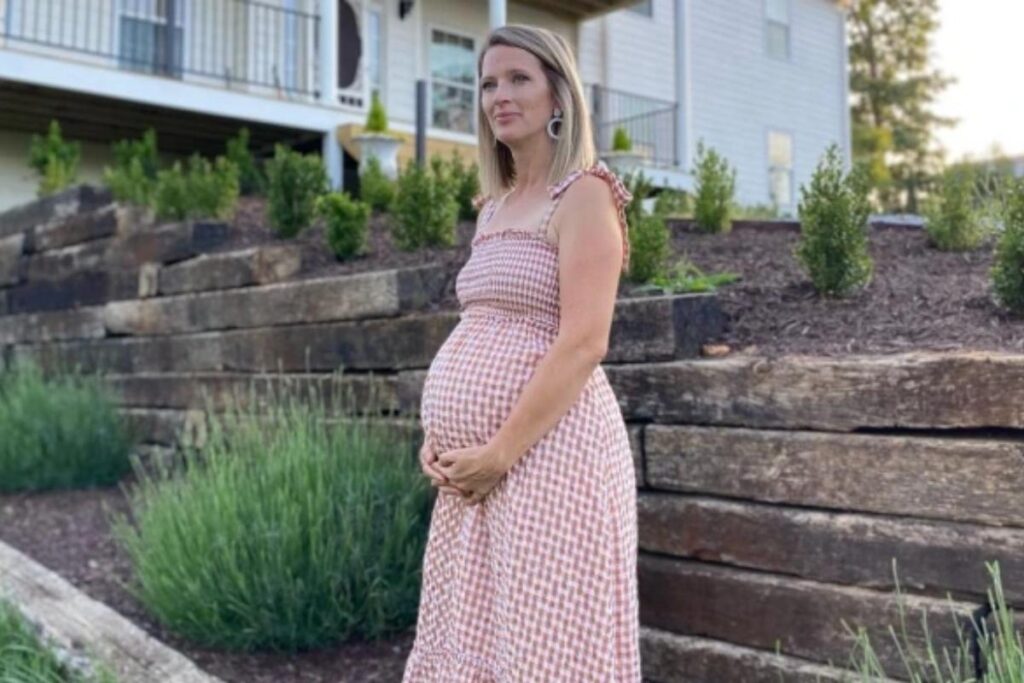 Grávida do 12° filho aos 40 anos, mulher vai ser mãe e avó ao mesmo tempo