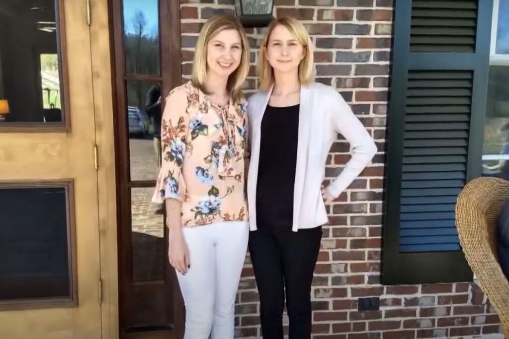 As irmãs sempre fizeram tudo juntas – e com a gravidez e o parto não poderia ser diferente!