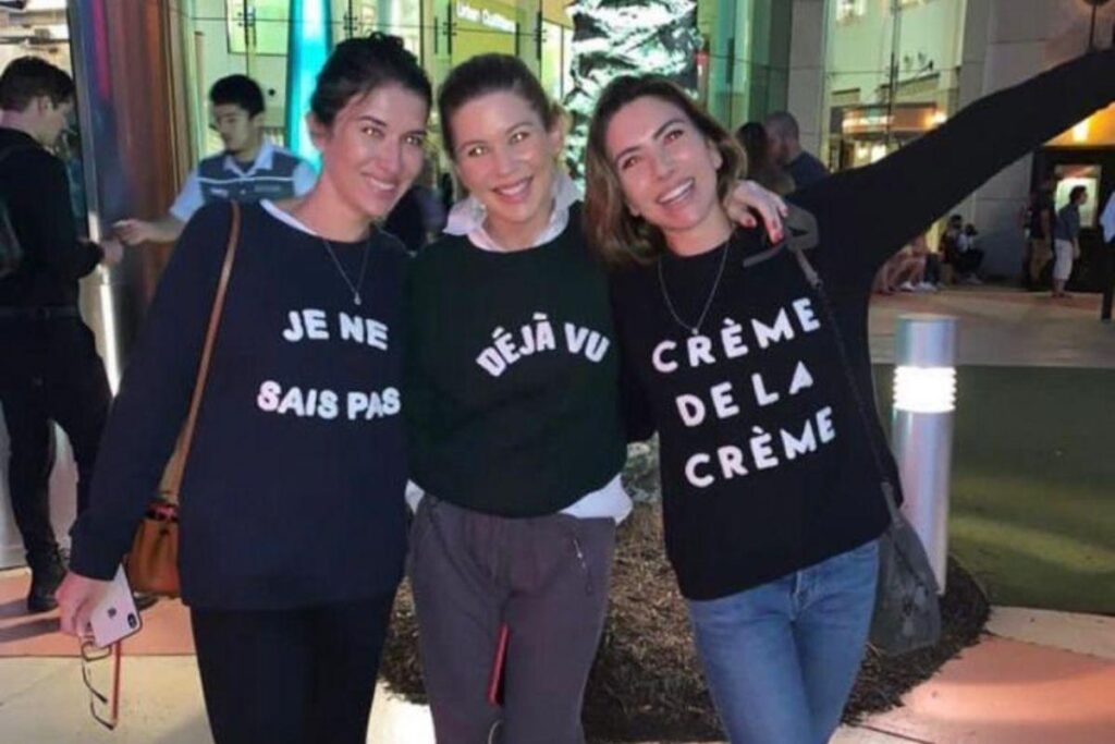 Rebeca Abravanel mostra foto da família reunida e fãs notam semelhança