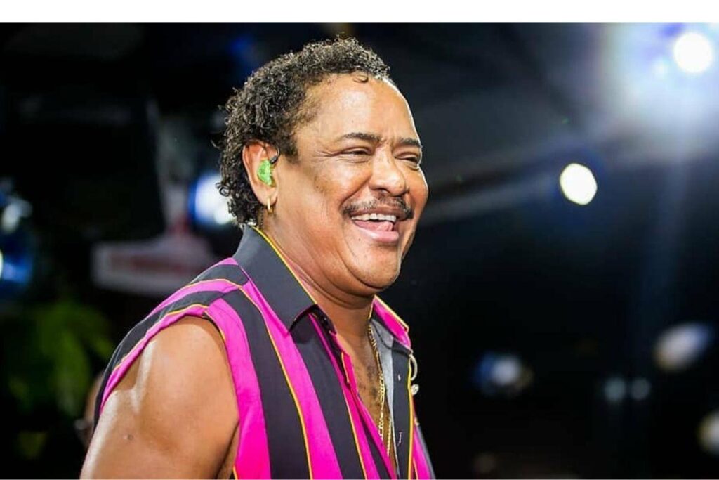 O cantor deve mais de 100 mil reais de pensão para o filho Luiz Filipe