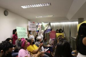 Os conselhos das classes médica, de enfermagem e fisioterapia propõem que a lei seja editada, mas não revogada