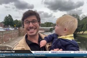 Repórter da Band faz entrada ao vivo com filho