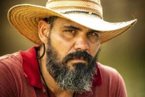 Juliano Cazarré tem cinco filhos e destacou a importância do exemplo paterno