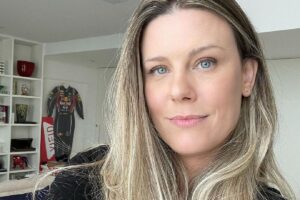 Lua apareceu dando beijos em Daiana Garbin nos stories