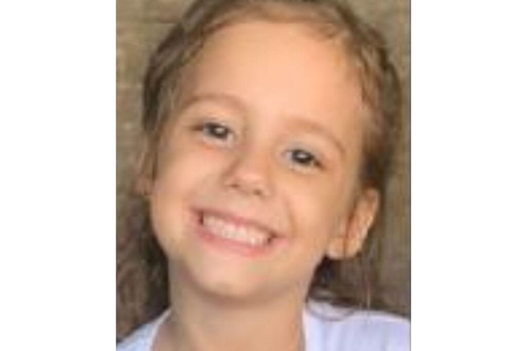 O pai levou a filha rapidamente para uma unidade de saúde após o acidente