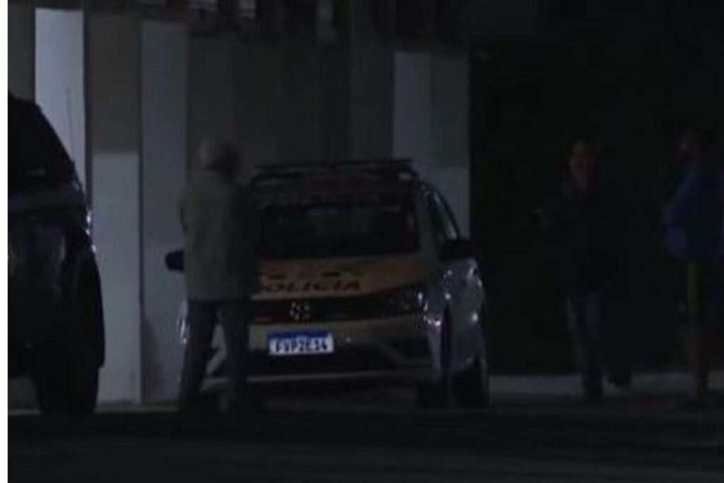 Segundo dados do Fórum Brasileiro de Segurança Pública, em 2021, ocorreram um total de 1.319 feminicídios no país