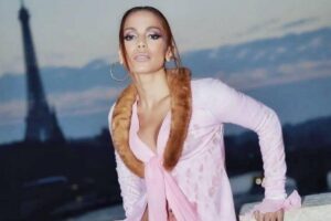 Anitta postou foto antes da cirurgia de endometriose