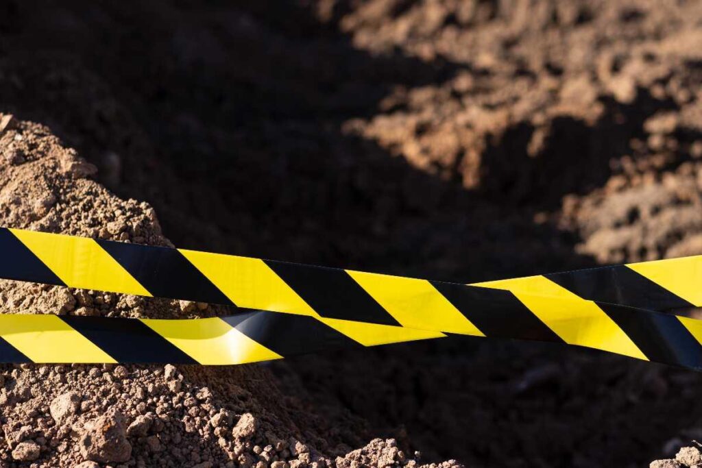 O ataque começou aproximadamente 20 minutos após o início do Desfile de Independência, e a polícia já concedeu algumas informações sobre o caso