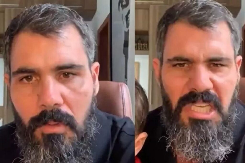 Juliano Cazarré é chamado de machista por internauta durante live