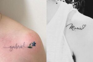 Tatuagem com nome de filho no ombro usando letra cursiva e com desenho de flor