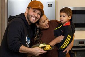 Mãe de Marília Mendonça fez receita de moqueca de peixe para Murilo Huff