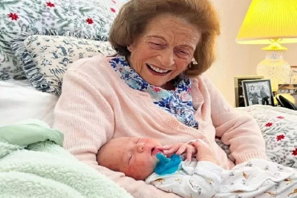 Marguerite junto de sua enorme união familiar