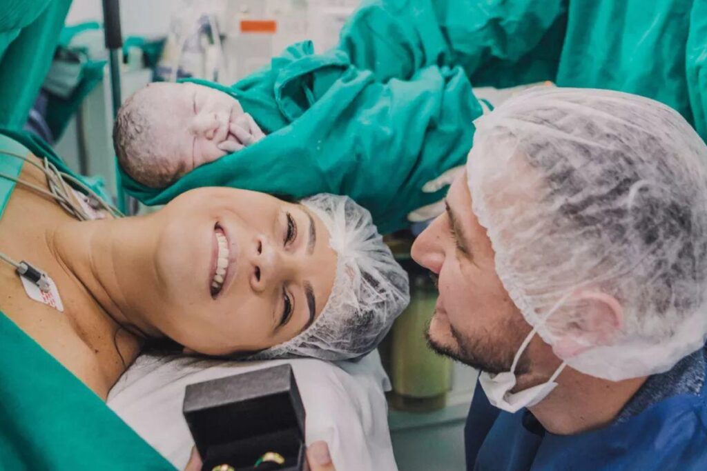 Bebê empelicado após parto em SC