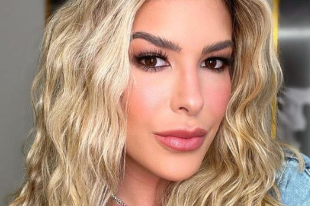 Andressa Simonini, editora-executiva da Pais&Filhos está concorrendo ao Troféu Mulher Imprensa