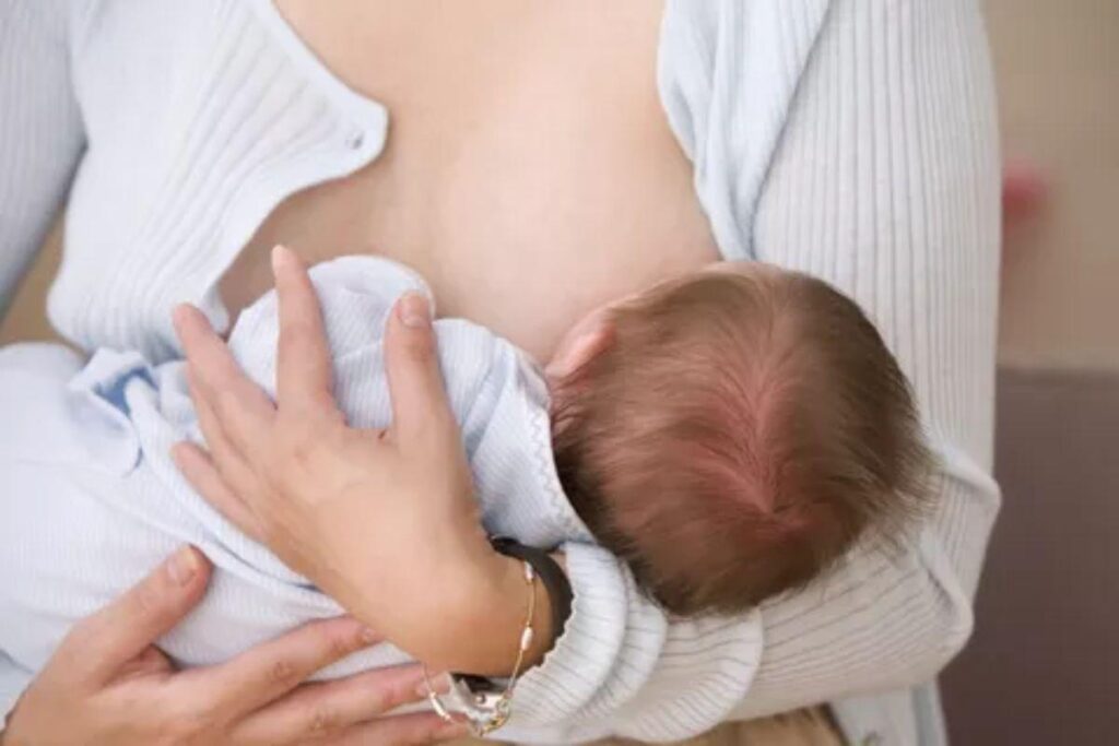 A Semana Mundial de Aleitamento Materno acontece entre os dias 1 e 7 de agosto todos os anos para incentivar a amamentação