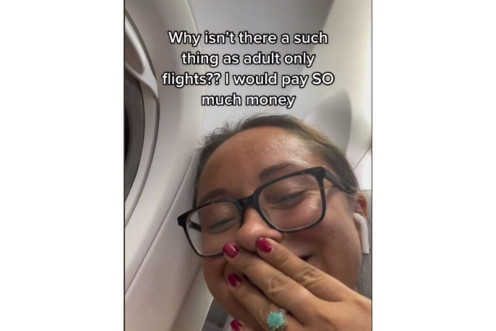 Uma mulher disse que preferia viajar em voo com apenas adultos