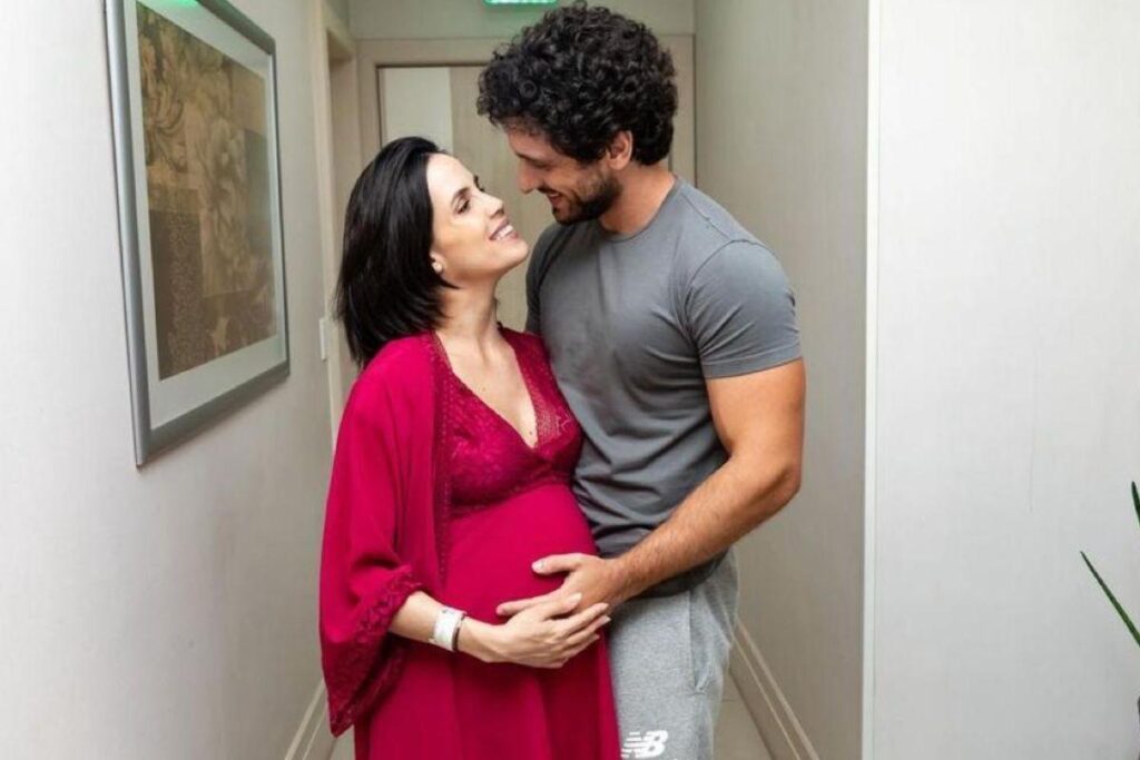 Pérola junto de Joaquim em clique recente