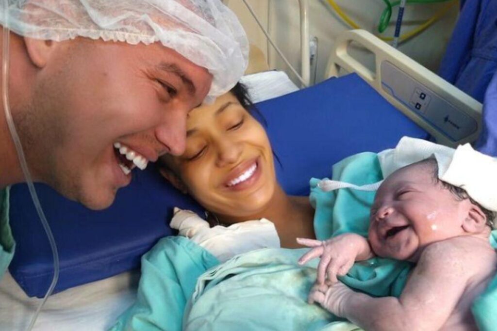 Antonella junto do pai, Flávio Dyego