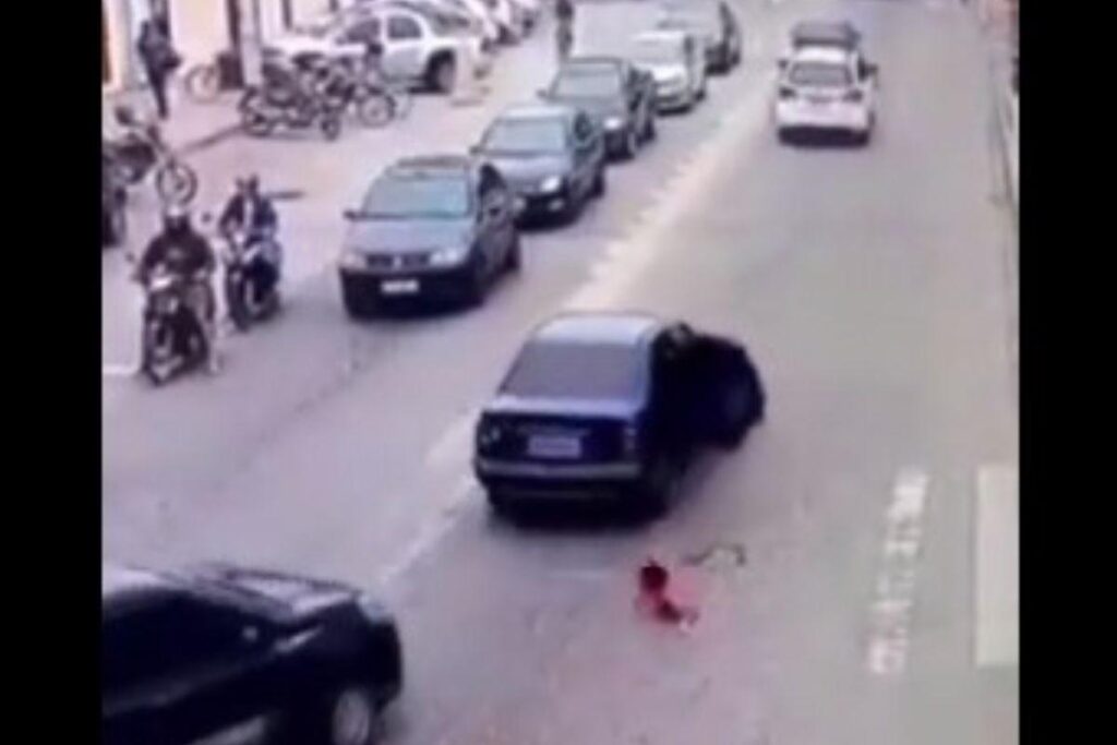 Andressa Simonini, editora-executiva da Pais&Filhos está concorrendo ao Troféu Mulher Imprensa