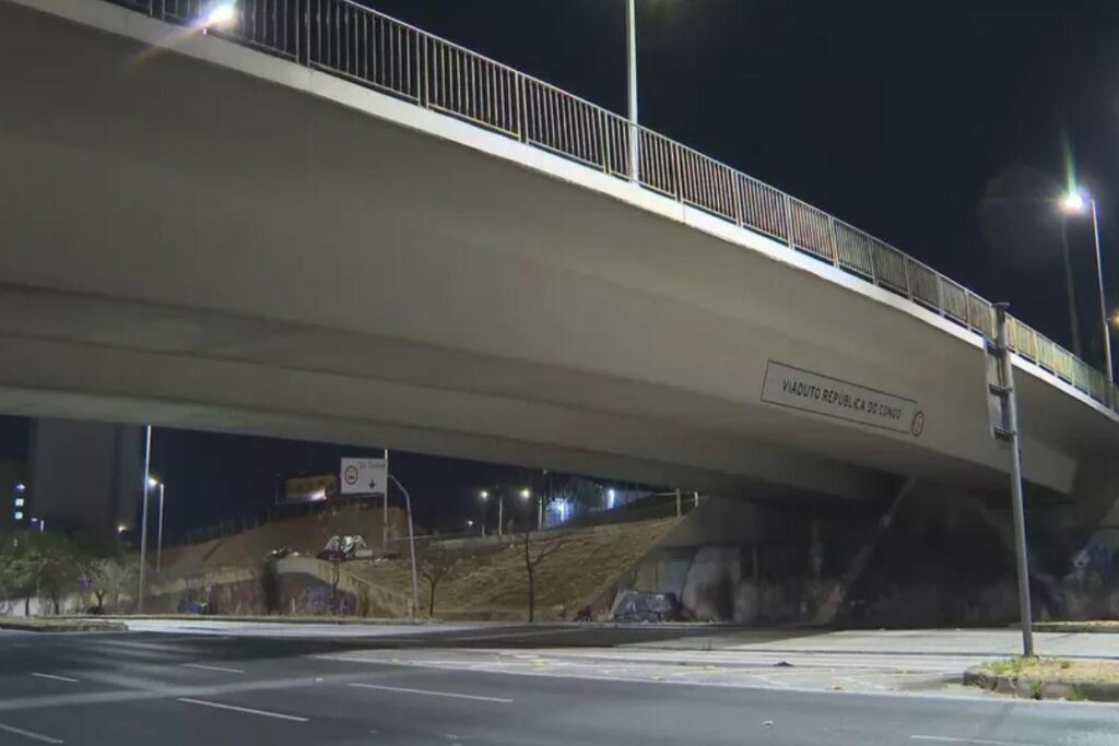 A identidade do jovem não foi divulgada pelos veículos de comunicação