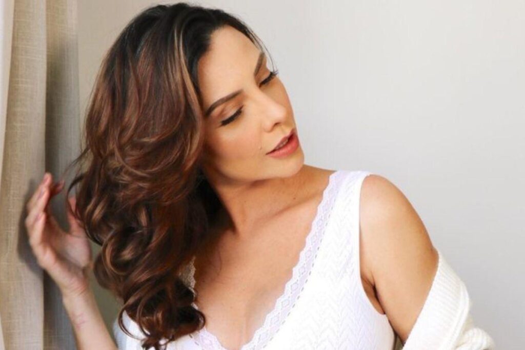 Camila Rodrigues compartilha fotos da primeira gravidez