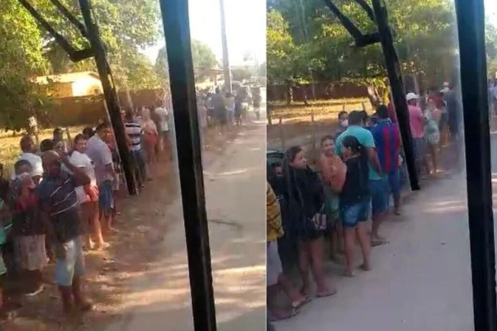 A mãe afirma que o menino está perdendo a infância