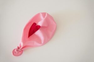 Se seu obstetra liberou você para ter relações sexuais durante a gravidez e você tem vontade, se joga!