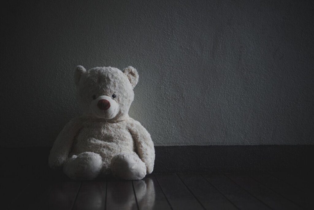 Mãe faz desabafo sobre ter esquido filha de 2 anos no carro