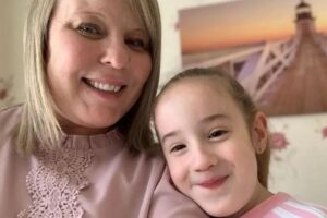 Linda é diabética e estava com o nível de açúcar no sangue baixo