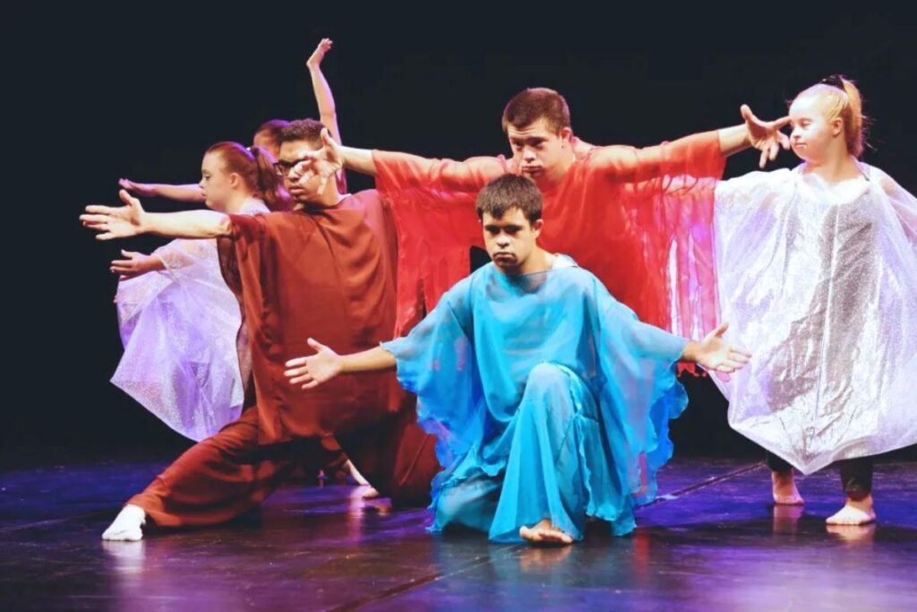 A ONG Movimentarte fez o projeto para acabar com as frases generalizadas