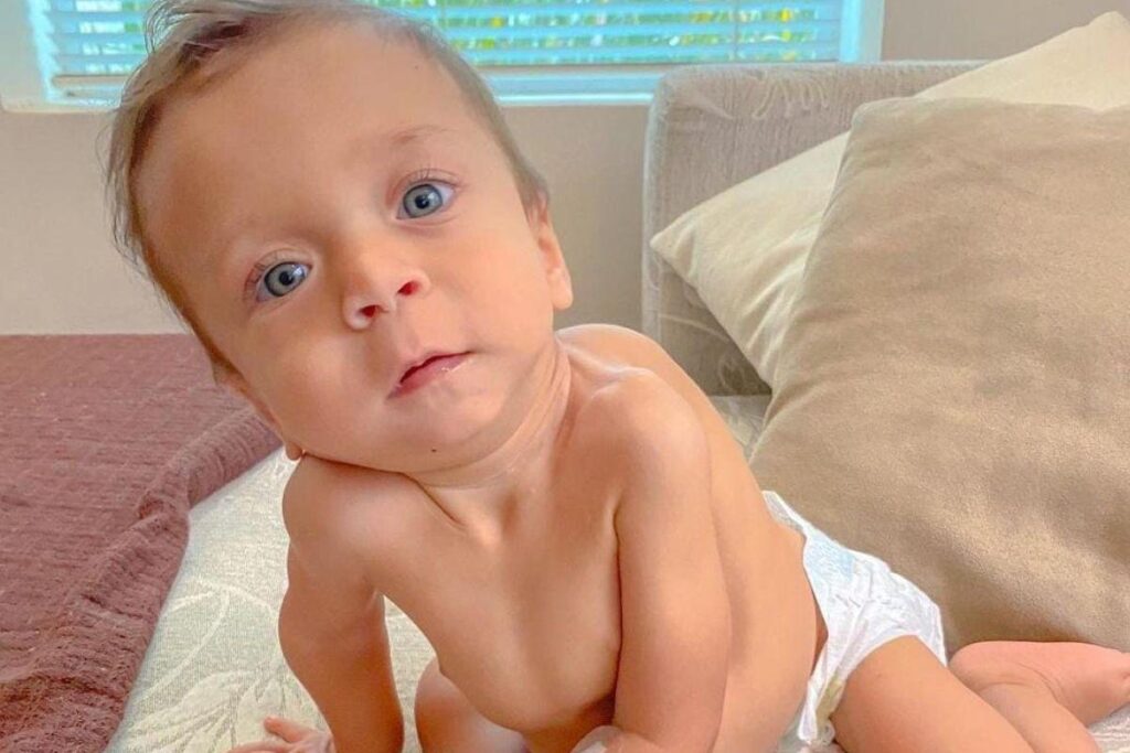 Noah tem apenas 1 ano e dois meses