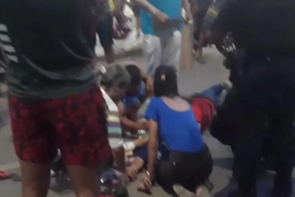 Criança foi atropelada ao sair da escola