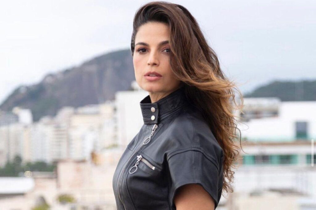 Emanuelle posta fotos com sobrinha Sofia que sofre de doença cardíaca