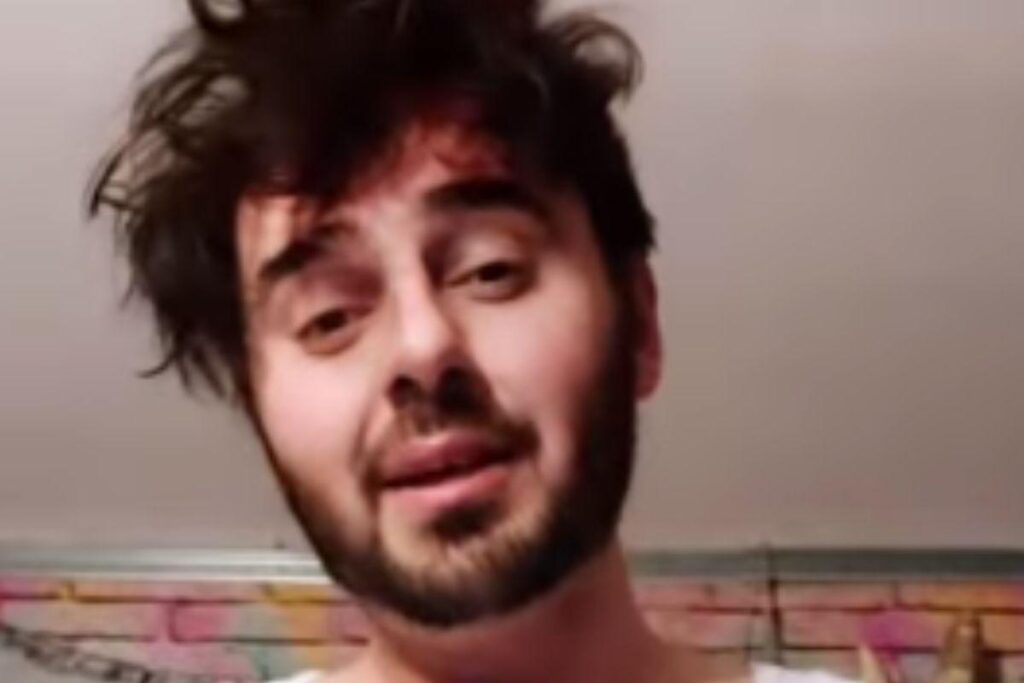 O homem passou sete horas em observação no hospital