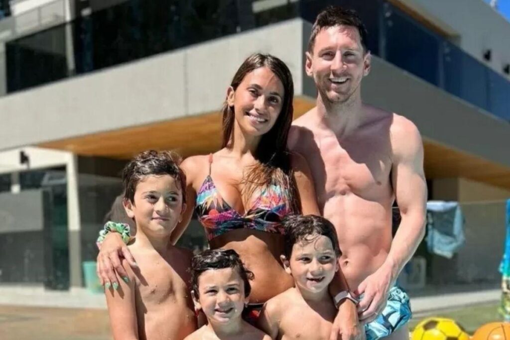 Messi curte verão ao lado da família na Argentina
