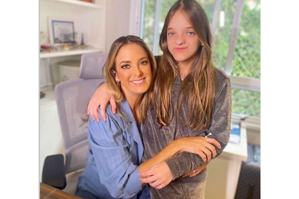 Rafa Justus compartilha foto com a avó