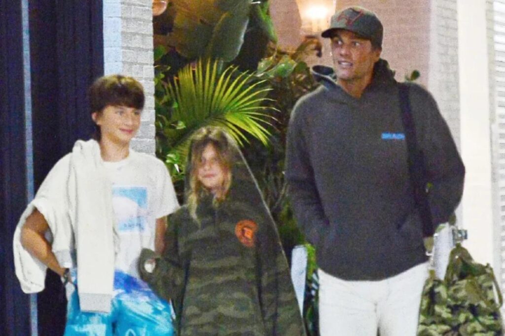 Tom Brady foi fotografado pela primeira vez após anúncio de separação