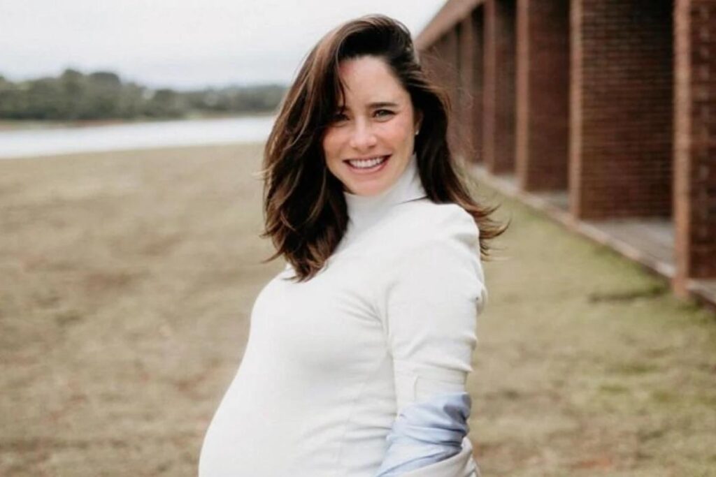 Fernanda Vasconselhos faz desabafos sobre maternidade