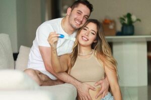 Bebê de Jonas Esticado