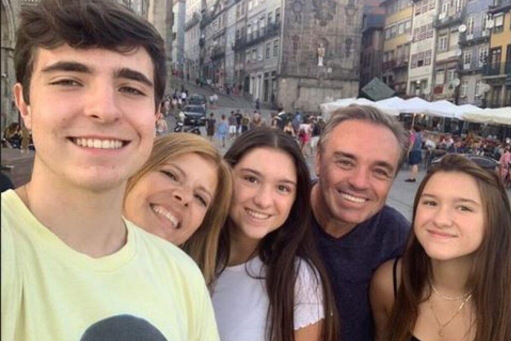 Essa foi a última foto de Gugu com a família
