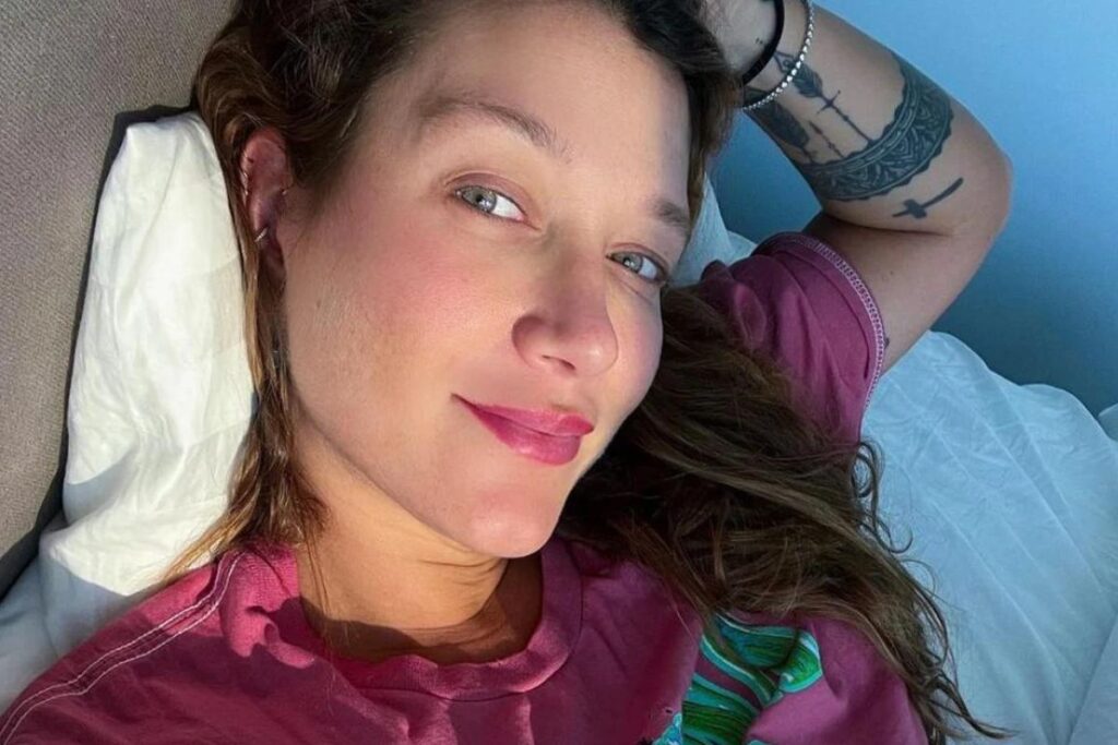 Gabriela Pugliesi volta a malhar após dar à luz