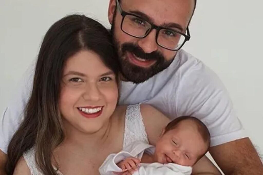 Antonella nasceu no dia 27 de agosto medindo 44,5 centímetros e pesando 2.070 gramas