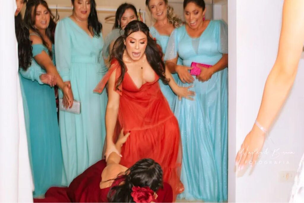 Mãe desmaia ao ver filha vestida de noiva