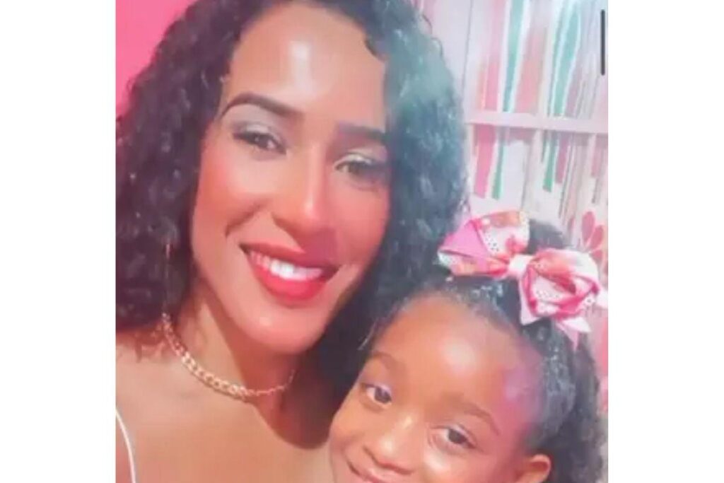 Isabella tem 32 anos e é mulher e mãe trans