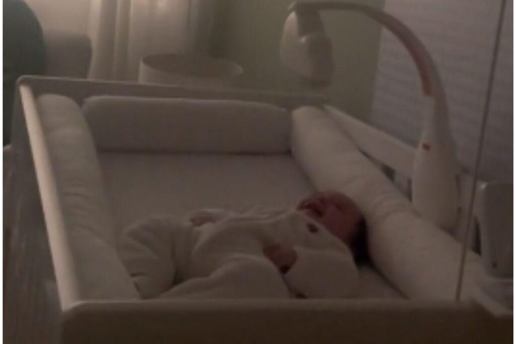 Fotos editadas por Kenny e postadas nas redes sociais