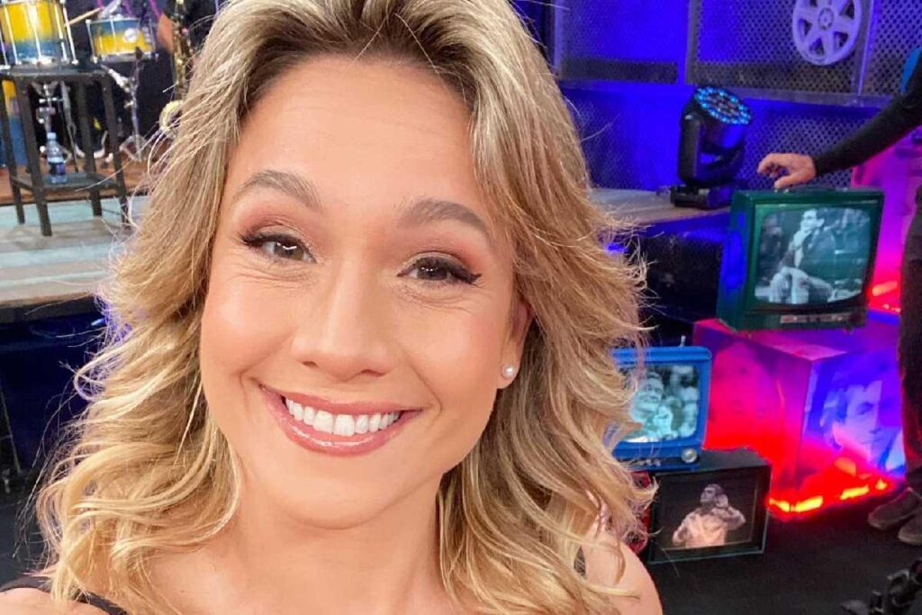 Ela embarcou para o Catar